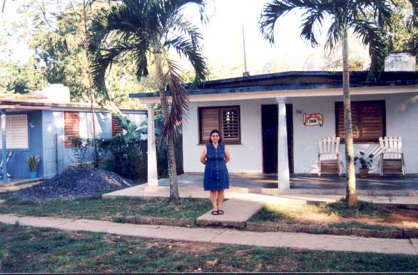 Enca's house.JPG (41933 bytes)