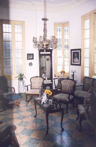 parlour.JPG (24144 bytes)