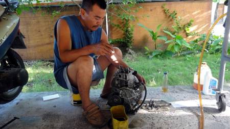 reassembling motor.JPG